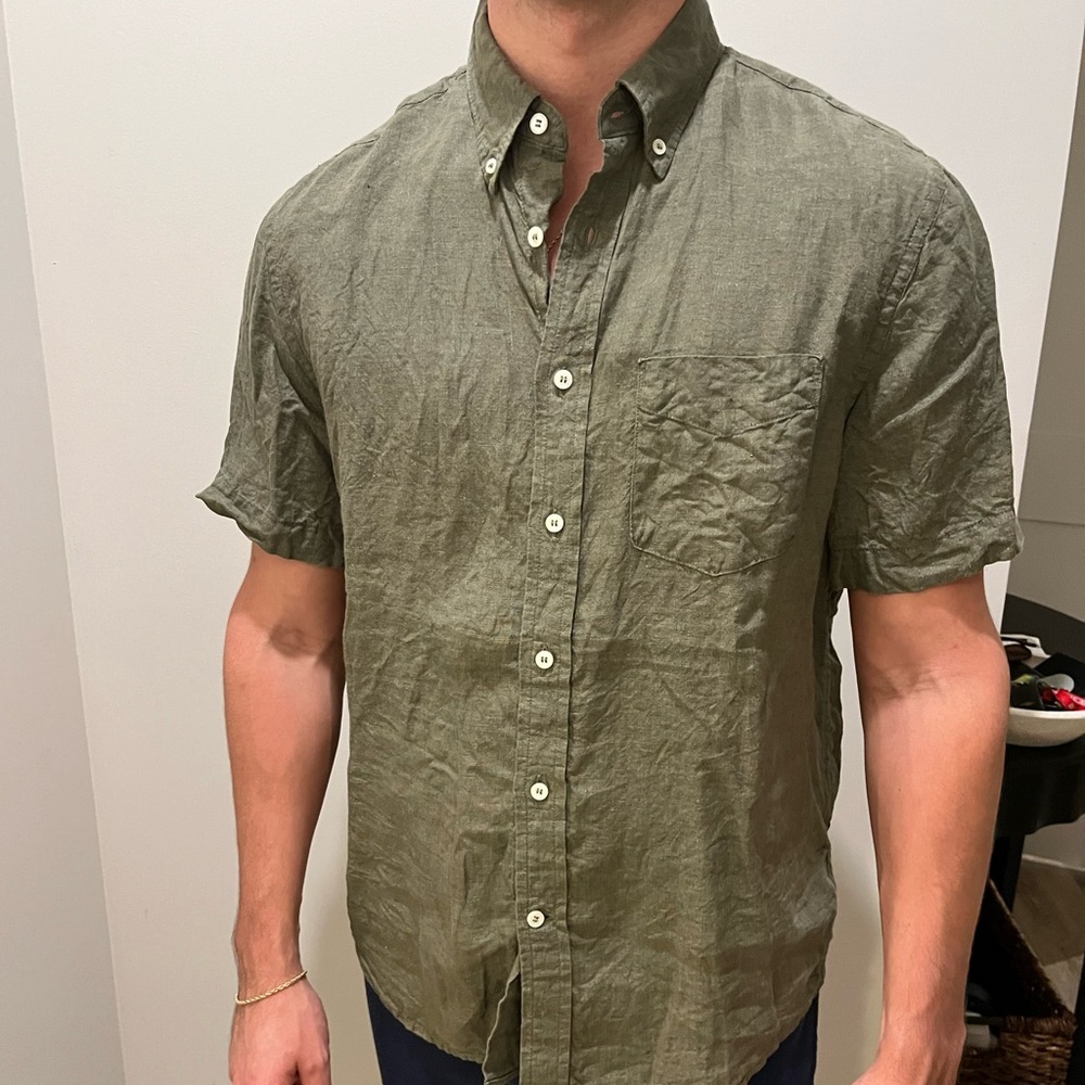 Banana Republic Casual Olive Button Down Shirt